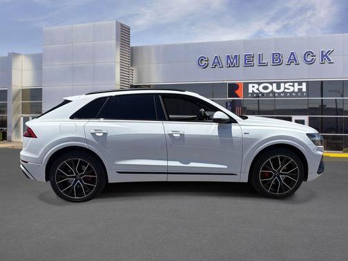 2021 Audi Q8 55 Premium Plus
