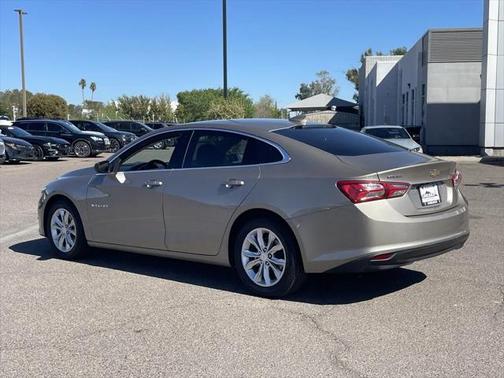 2022 Chevrolet Malibu FWD LT