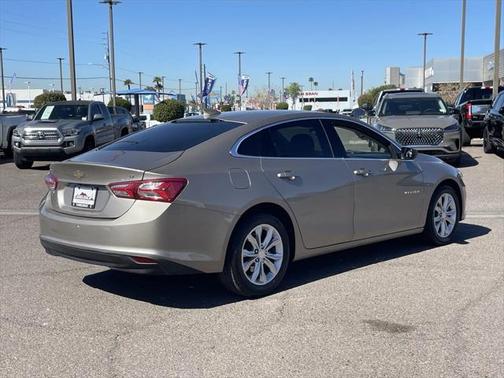 2022 Chevrolet Malibu FWD LT