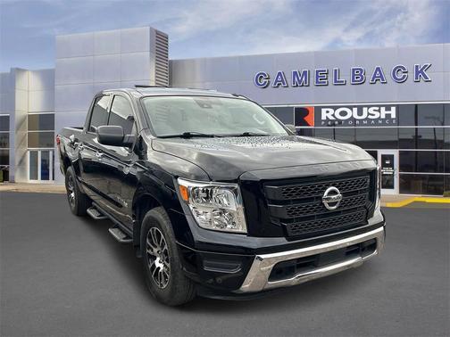 2021 Nissan Titan SV