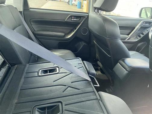 2017 Subaru Forester 2.5i Touring