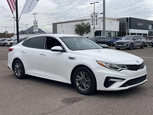 2020 Kia Optima LX