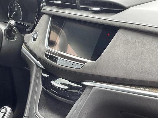 2017 Cadillac XT5 Platinum