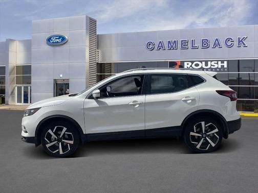 2022 Nissan Rogue Sport SL