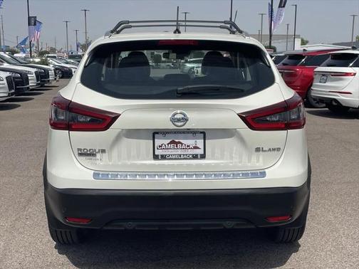 2022 Nissan Rogue Sport SL