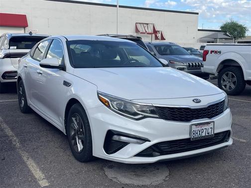 2019 Kia Optima LX