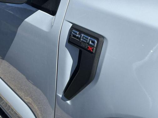 Space White Metallic 2022 Ford F-150 XL