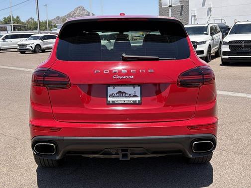 Carmine Red 2016 Porsche Cayenne Cayenne