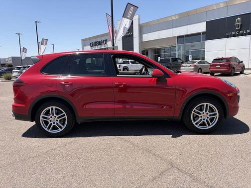 Carmine Red 2016 Porsche Cayenne Cayenne