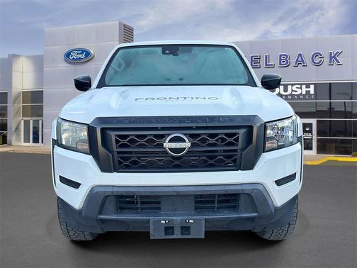 2022 Nissan Frontier S
