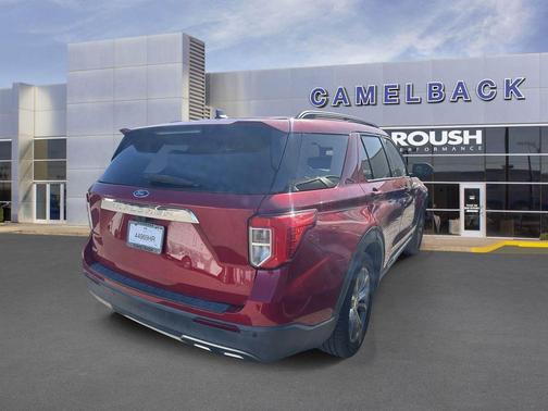 Rapid Red Metallic Tinted Clearcoat 2022 Ford Explorer XLT