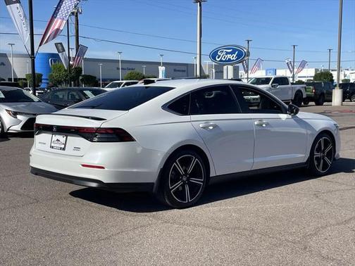 2023 Honda Accord Hybrid Base