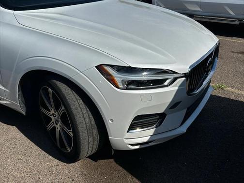 2018 Volvo XC60 Recharge Plug-In Hybrid T8 Inscription