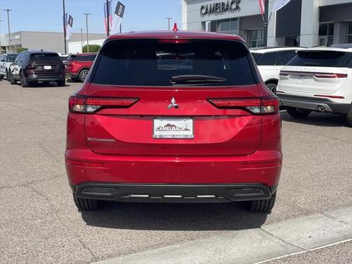 2024 Mitsubishi Outlander ES