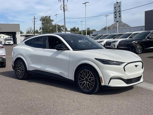 2025 Ford Mustang Mach-E Premium