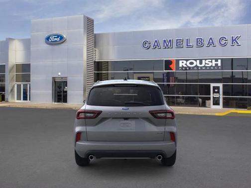 2024 Ford Escape ST-Line Elite
