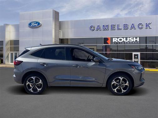 2024 Ford Escape ST-Line Elite