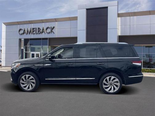2023 Lincoln Navigator Reserve