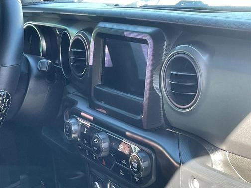 2023 Jeep Wrangler Willys