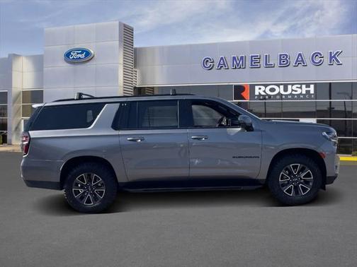 2022 Chevrolet Suburban RST