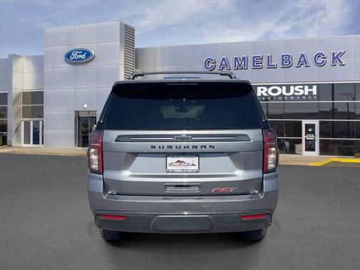 2022 Chevrolet Suburban RST