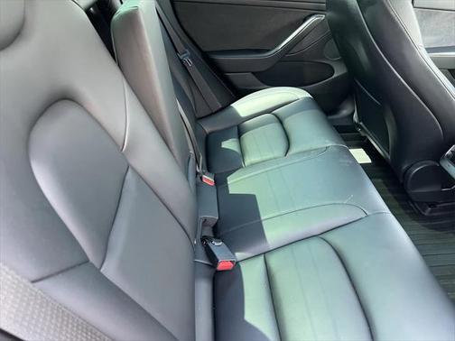 2021 Tesla Model 3 Performance
