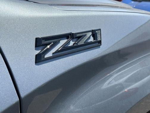 Sterling Gray Metallic 2024 Chevrolet Silverado 1500 Custom Trail Boss