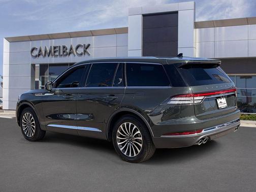 Gilded Green Metallic Clearcoat 2022 Lincoln Aviator Reserve AWD