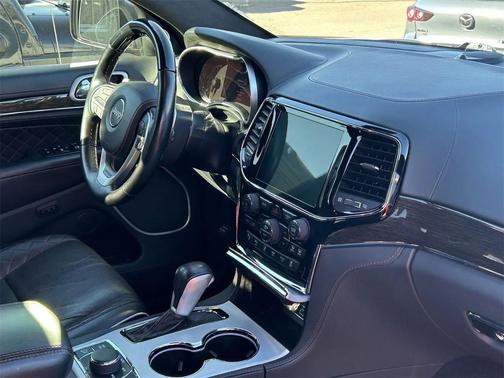 2020 Jeep Grand Cherokee Summit