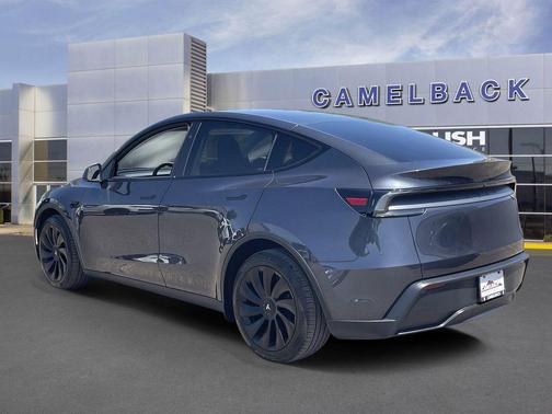 Stealth Grey 2026 Tesla Model Y Premium Rear-Wheel Drive