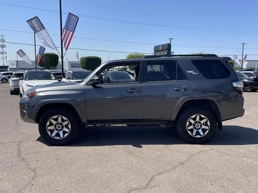 2021 Toyota 4Runner TRD Off Road