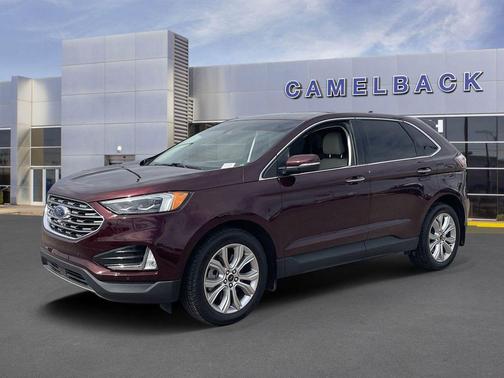 Burgundy Velvet Metallic Tinted Clearcoat 2023 Ford Edge Titanium SUV
