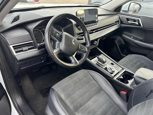 2024 Mitsubishi Outlander SE 2.5 S-AWC