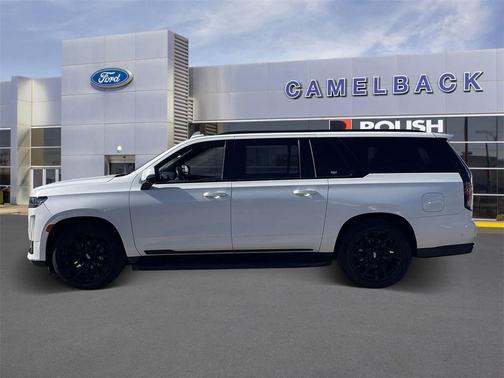 2022 Cadillac Escalade ESV Sport