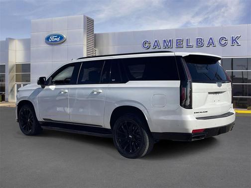 2022 Cadillac Escalade ESV Sport