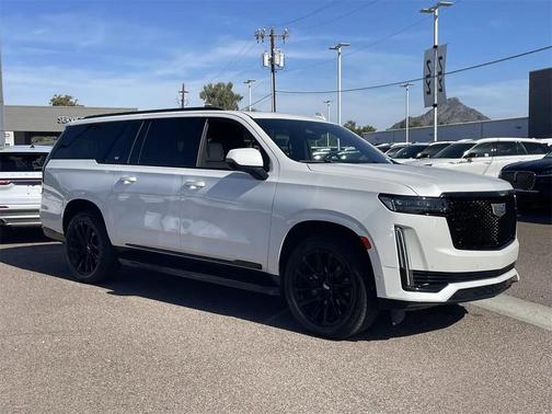 2022 Cadillac Escalade ESV Sport