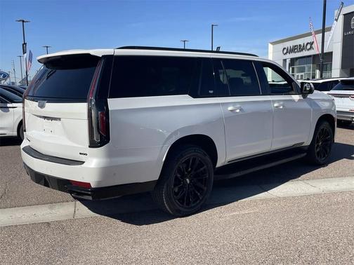 2022 Cadillac Escalade ESV Sport