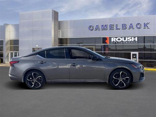 2024 Nissan Altima SR FWD