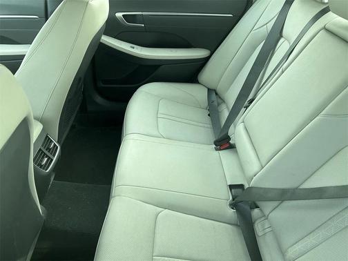 2022 Hyundai SONATA Limited