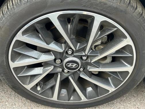 2022 Hyundai SONATA Limited