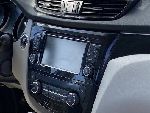 2018 Nissan Rogue Sport SL