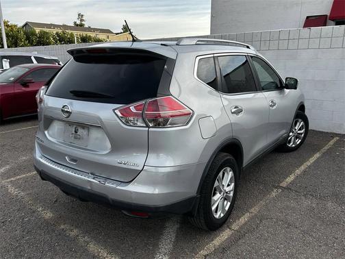 2015 Nissan Rogue SV