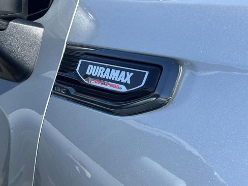 Quicksilver 2022 GMC Sierra 1500 AT4