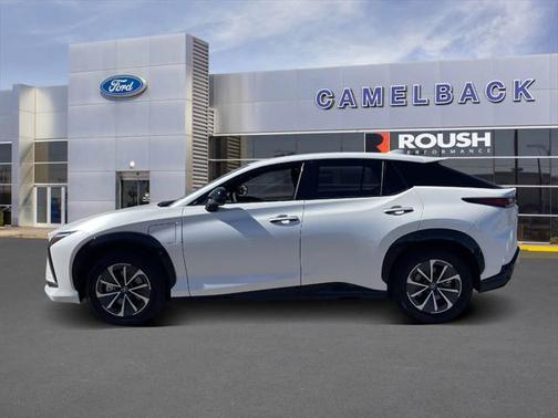 2025 Lexus RZ 300e 300e Premium