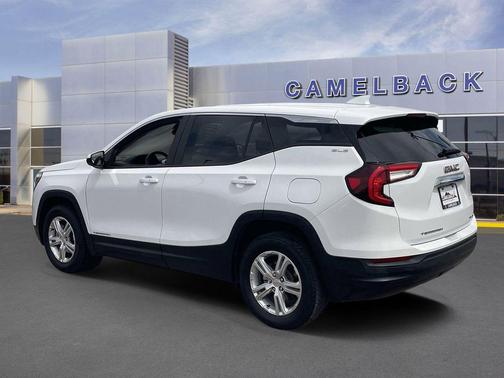 Summit White 2024 GMC Terrain SLE