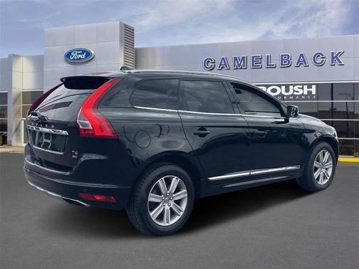 2016 Volvo XC60 T6 Drive-E Platinum