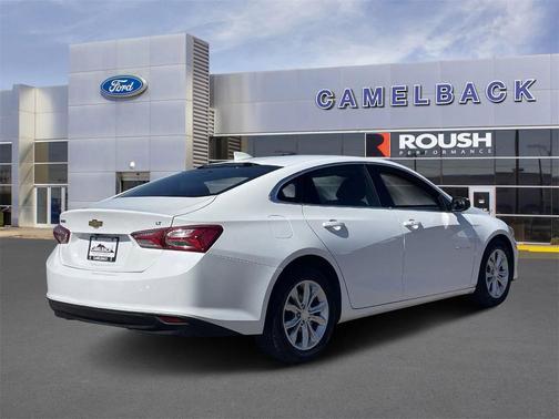 2022 Chevrolet Malibu FWD LT