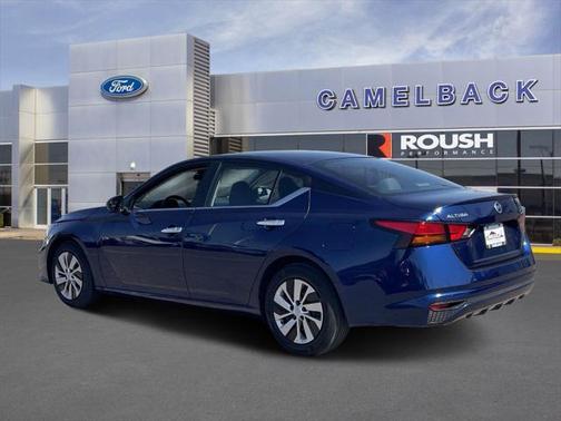 2022 Nissan Altima S FWD