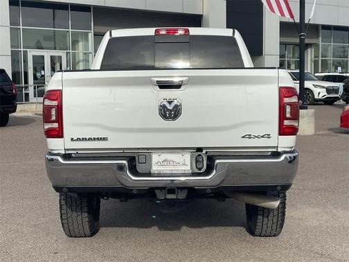 2021 RAM 2500 Laramie Crew Cab 4x4 6'4' Box