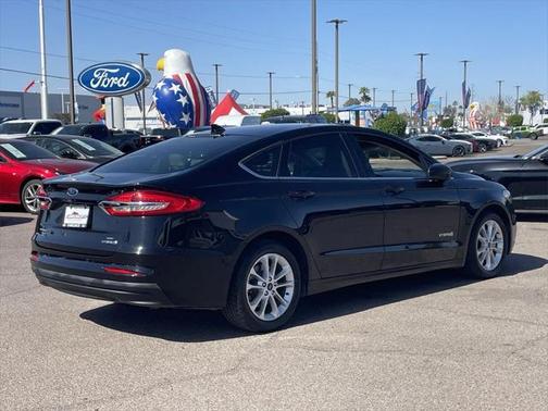 2019 Ford Fusion Hybrid SE